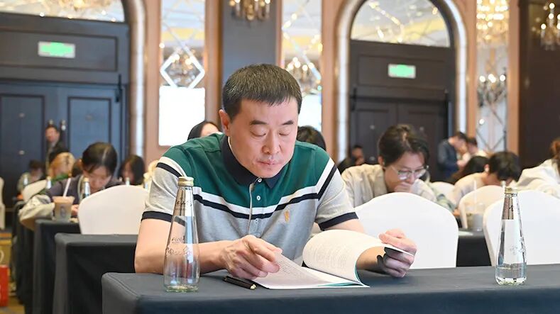 黑龙江普瑞眼科医院亮相2025北方四省视觉科学学术会议